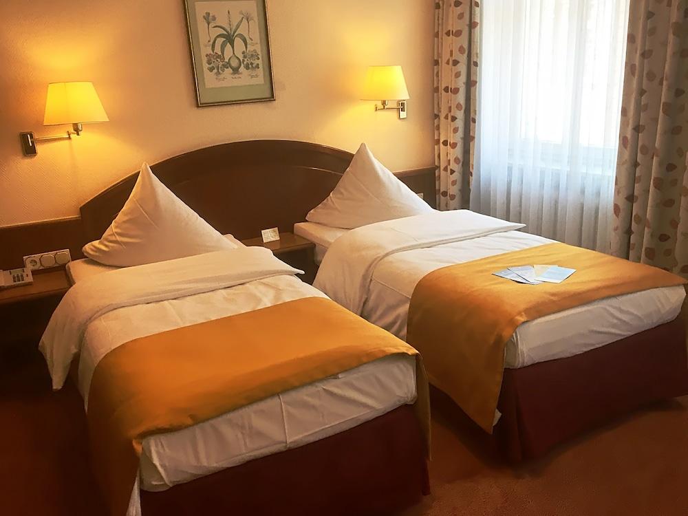City Partner Hotel Hollaender Hof Heidelberg Ngoại thất bức ảnh